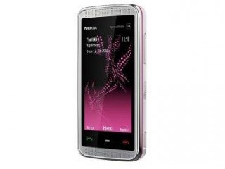 Nokia 5530 XpressMusic Illuvial Pink Collection.