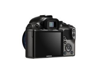 Samsung NX5.