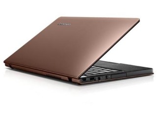 IdeaPad U260 v barevném provedení Moka