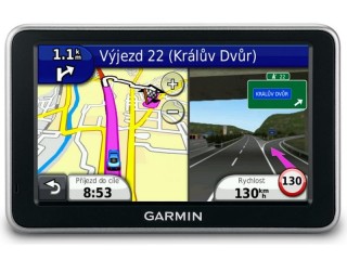 Garmin nüvi 2460T Lifetime s rychlým přístupem k často používaným funkcím