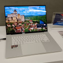 ASUS Zenbook S16 UM5606